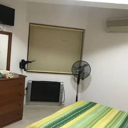 Apartament Destalo Court *